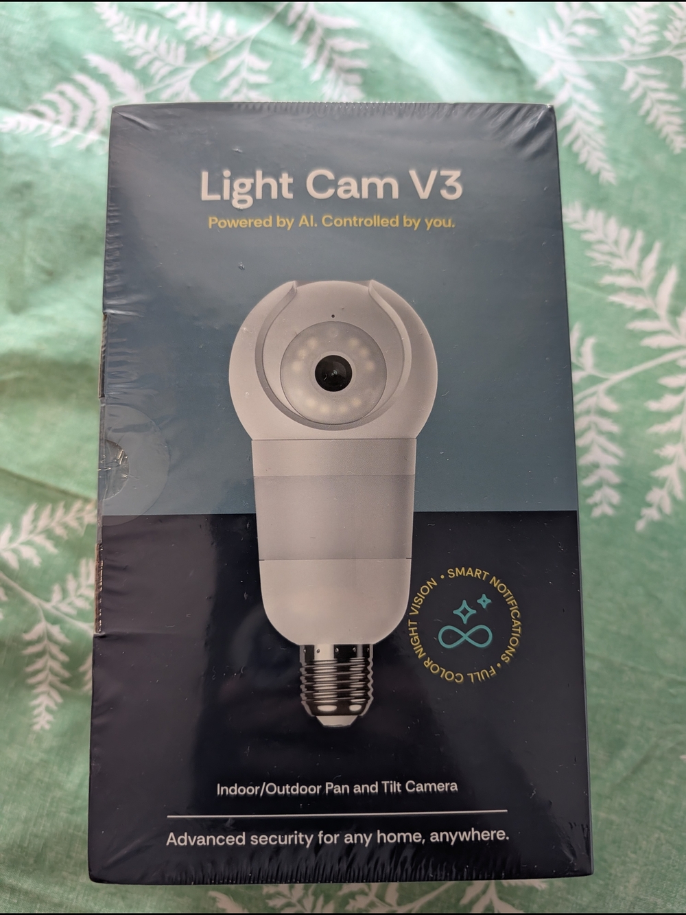 Light Cam V3 White Indoor/Outdoor Pan and Tilt Camera